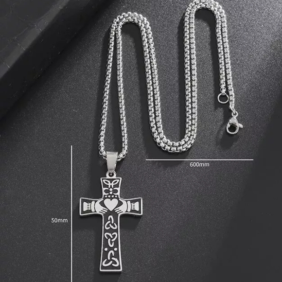 Celtic Knot Trinity Heart Necklace Irish Knot Cross Pendant Stainless Steel - Picture 3 of 5